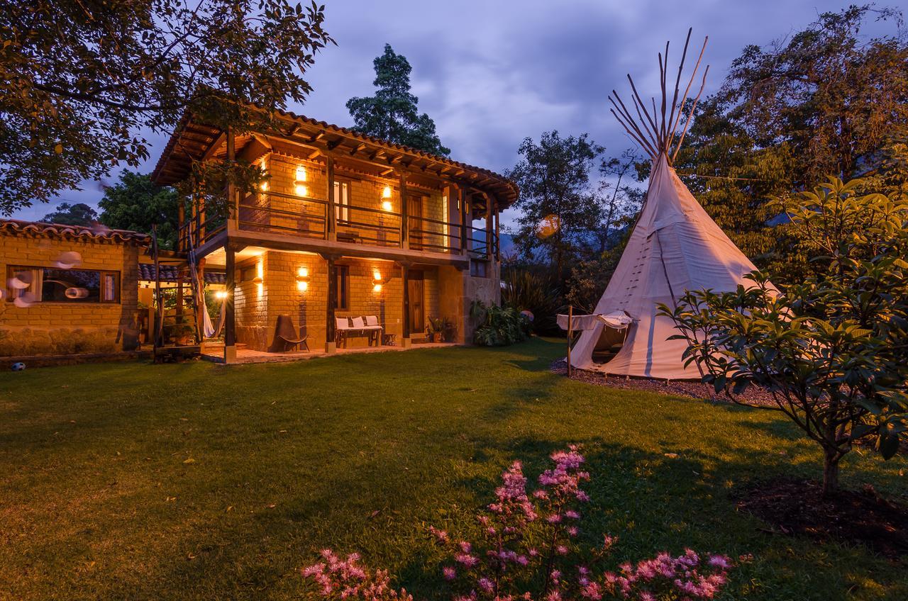 Hostal Casa Del Arte Robles Dış mekan fotoğraf