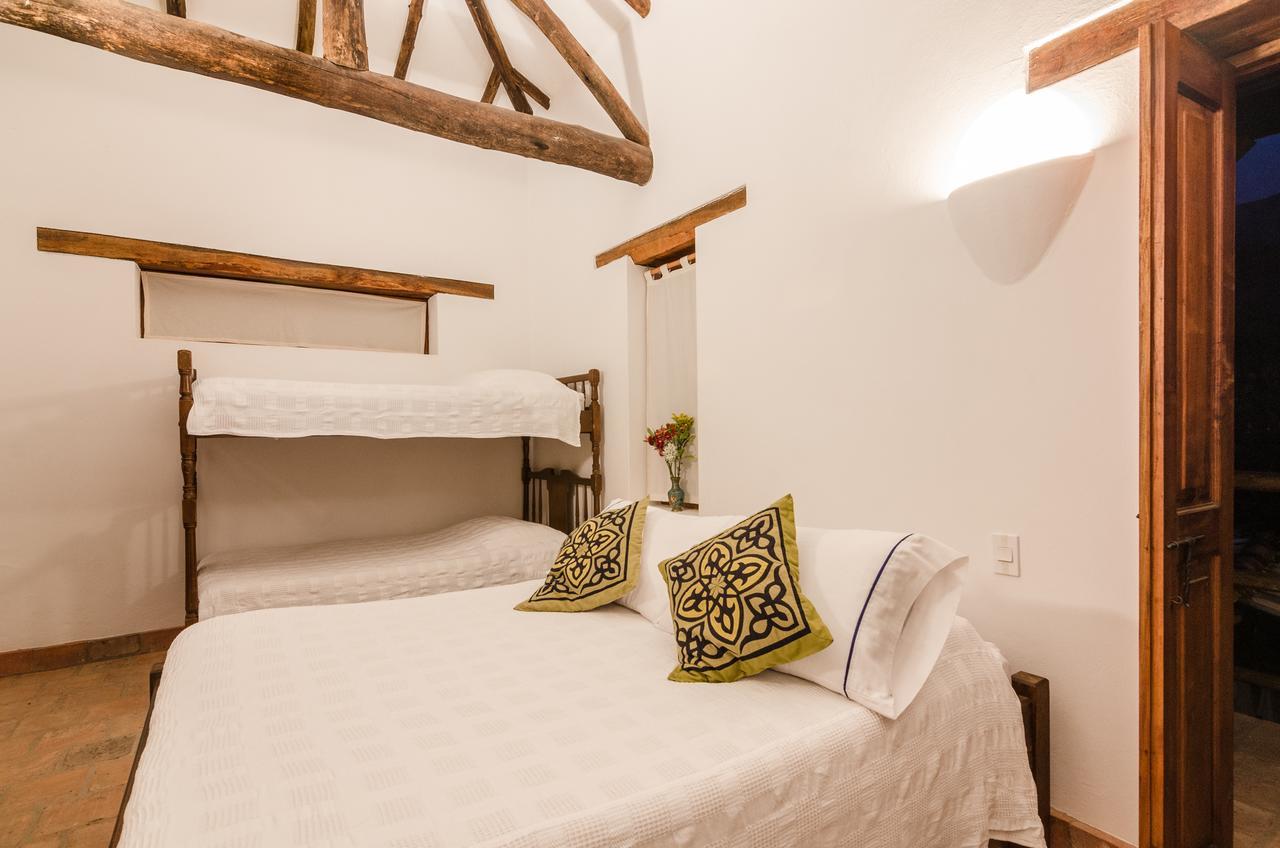 Hostal Casa Del Arte Robles Dış mekan fotoğraf